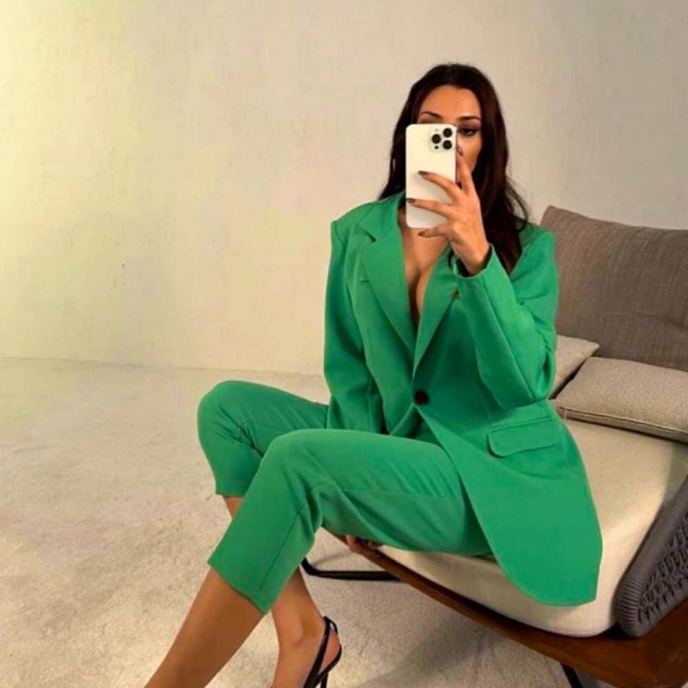 Zara Set - Green Blazer & Ankle Pants - Picture 6 of 17
